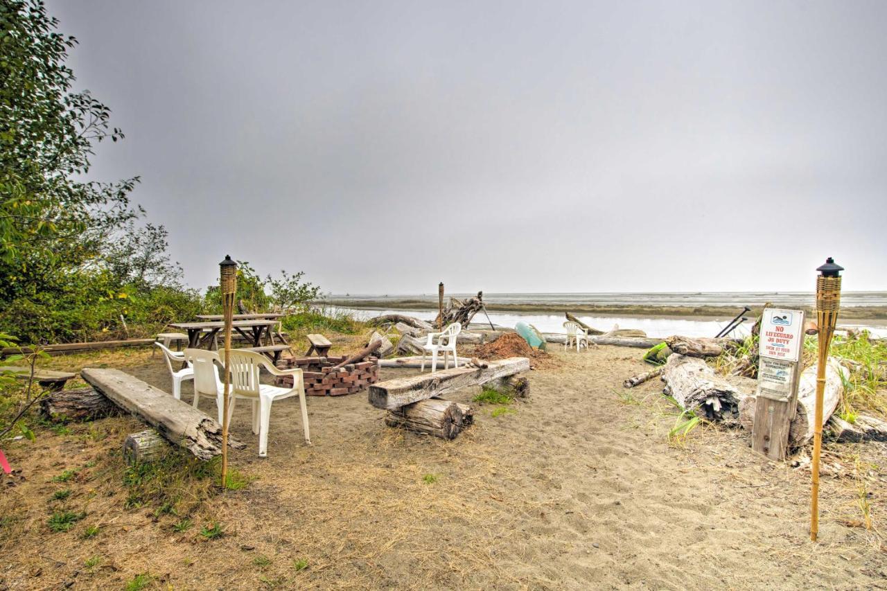 Warm Beach Hideaway With Private Beach! Stanwood Dış mekan fotoğraf